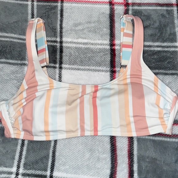 Target Bikini Top/Bottom Set - Picture 4 of 6